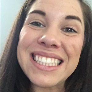 Meet your Posher, Lexie